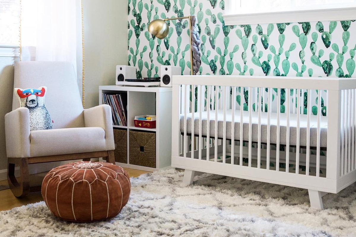 Baby Cribs, Novelties And Other Inexpensive Baby Safety Products